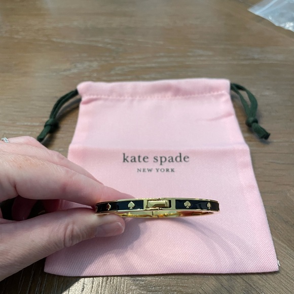 BLACK FRIDAY PRICE Kate Spade bangle bracelet - New w/ dust bag - black and gold - Picture 2 of 6